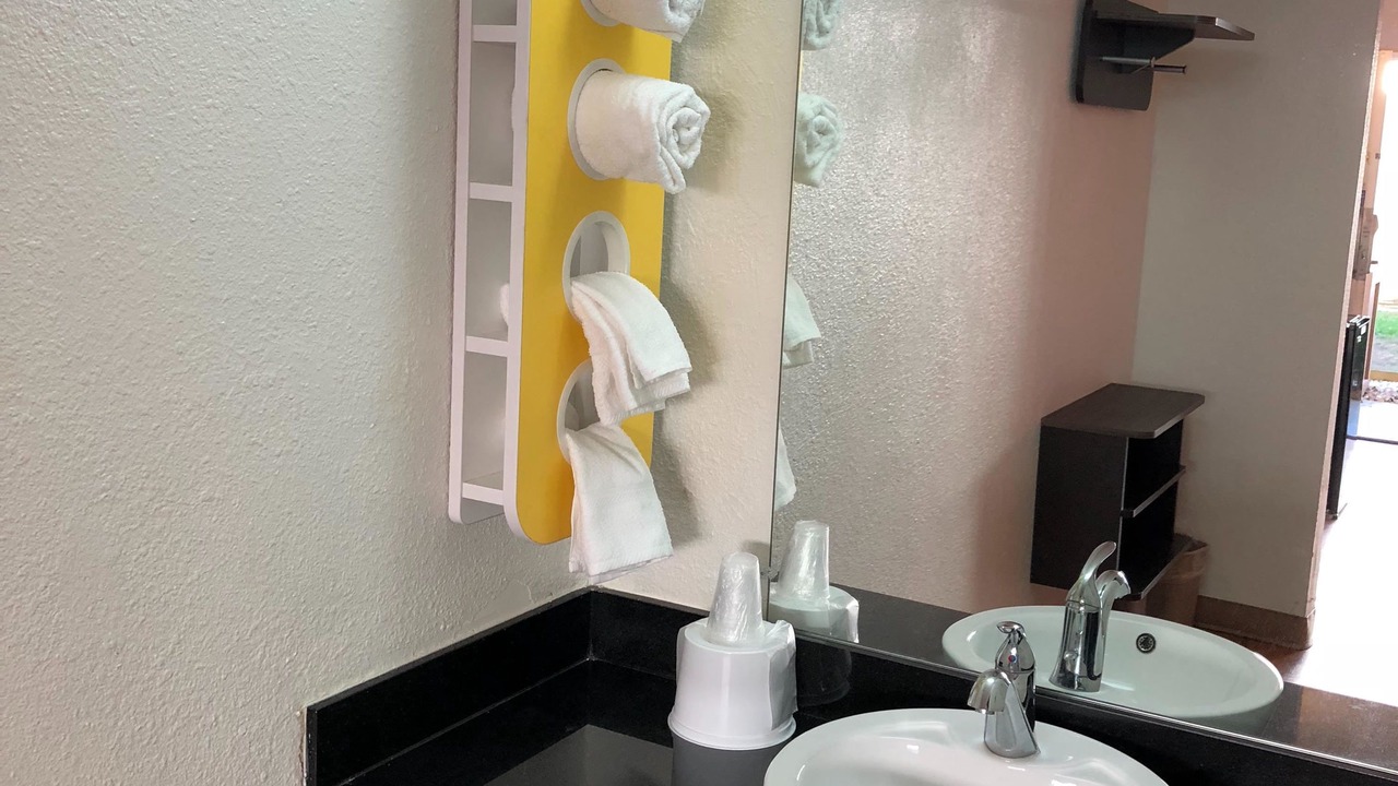 Photo of Bathroom in Dock Junction