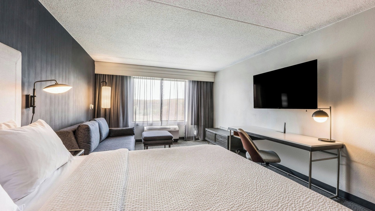 Photo of Bedroom in Mount Arlington