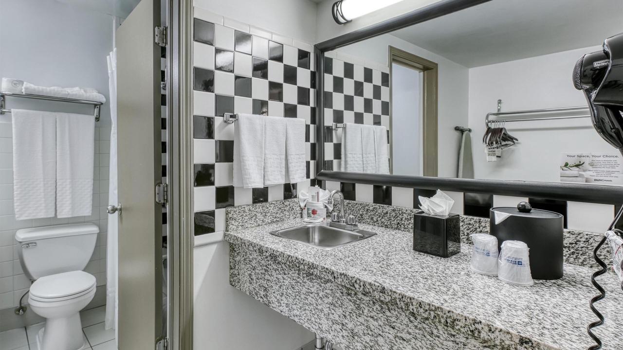 Photo of Bathroom in Downtown Chicago