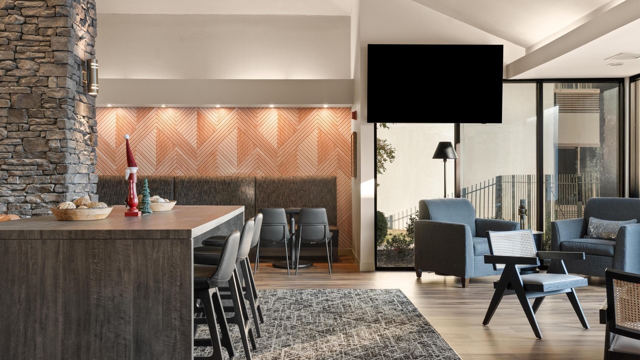 Photo of Others in Turners