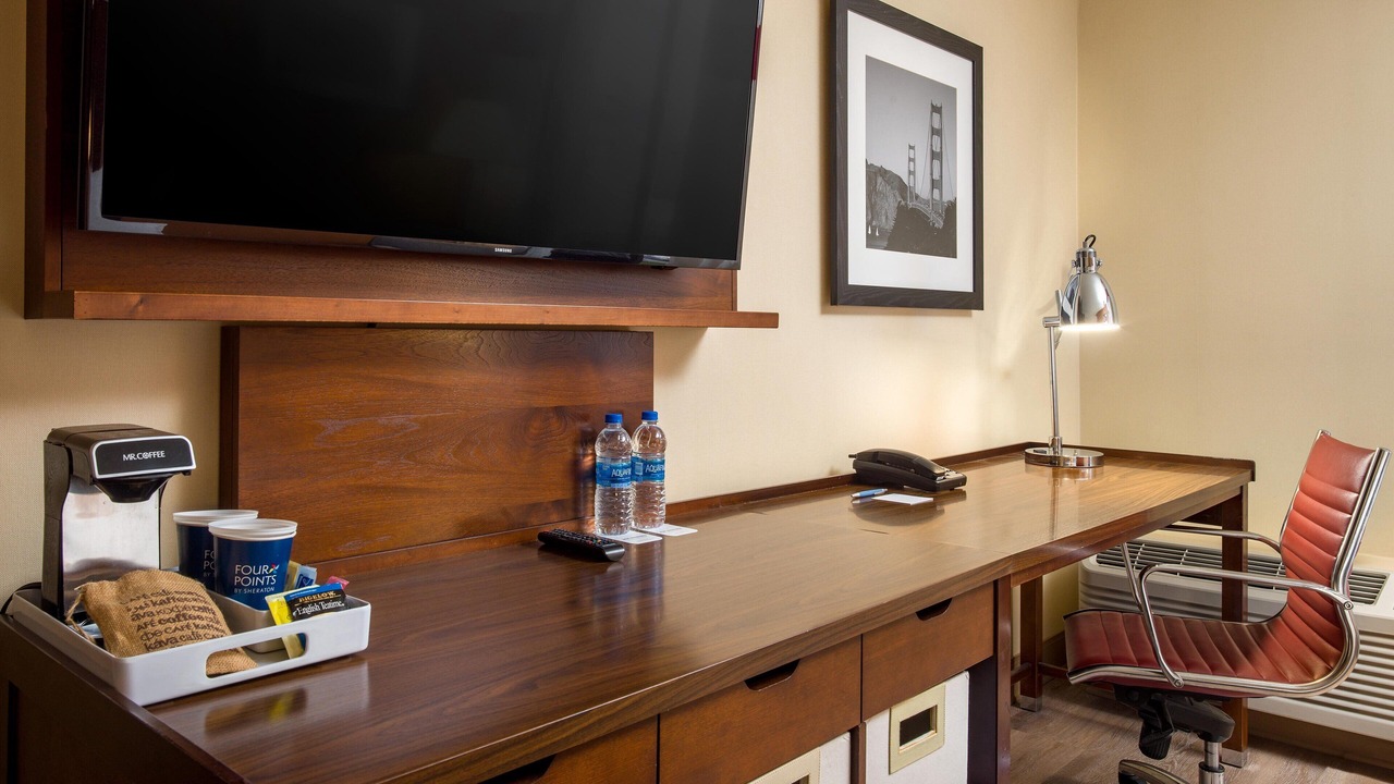 Photo of Bedroom in Emeryville