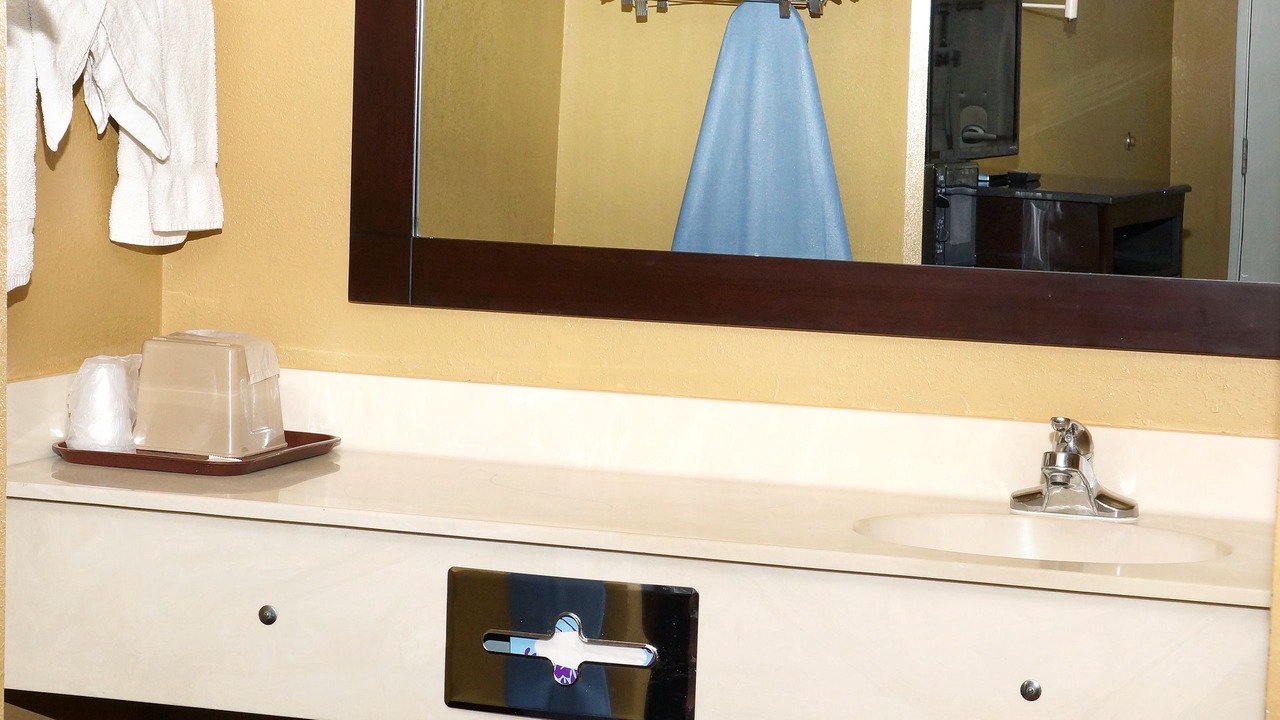 Photo of Bathroom in Opp