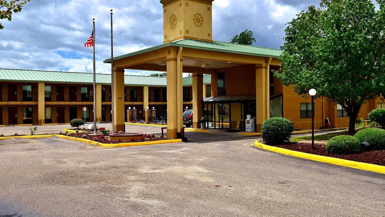 Photo of Outdoor in Opp