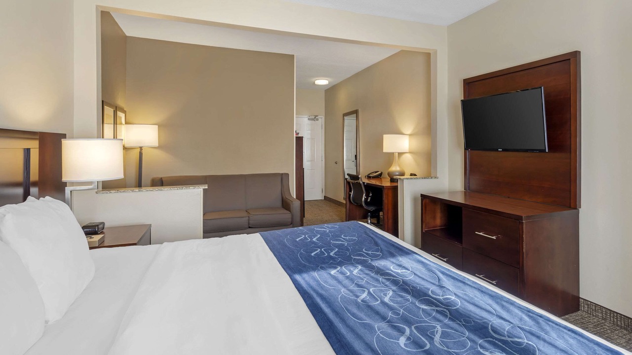 Photo of Bedroom in Normal