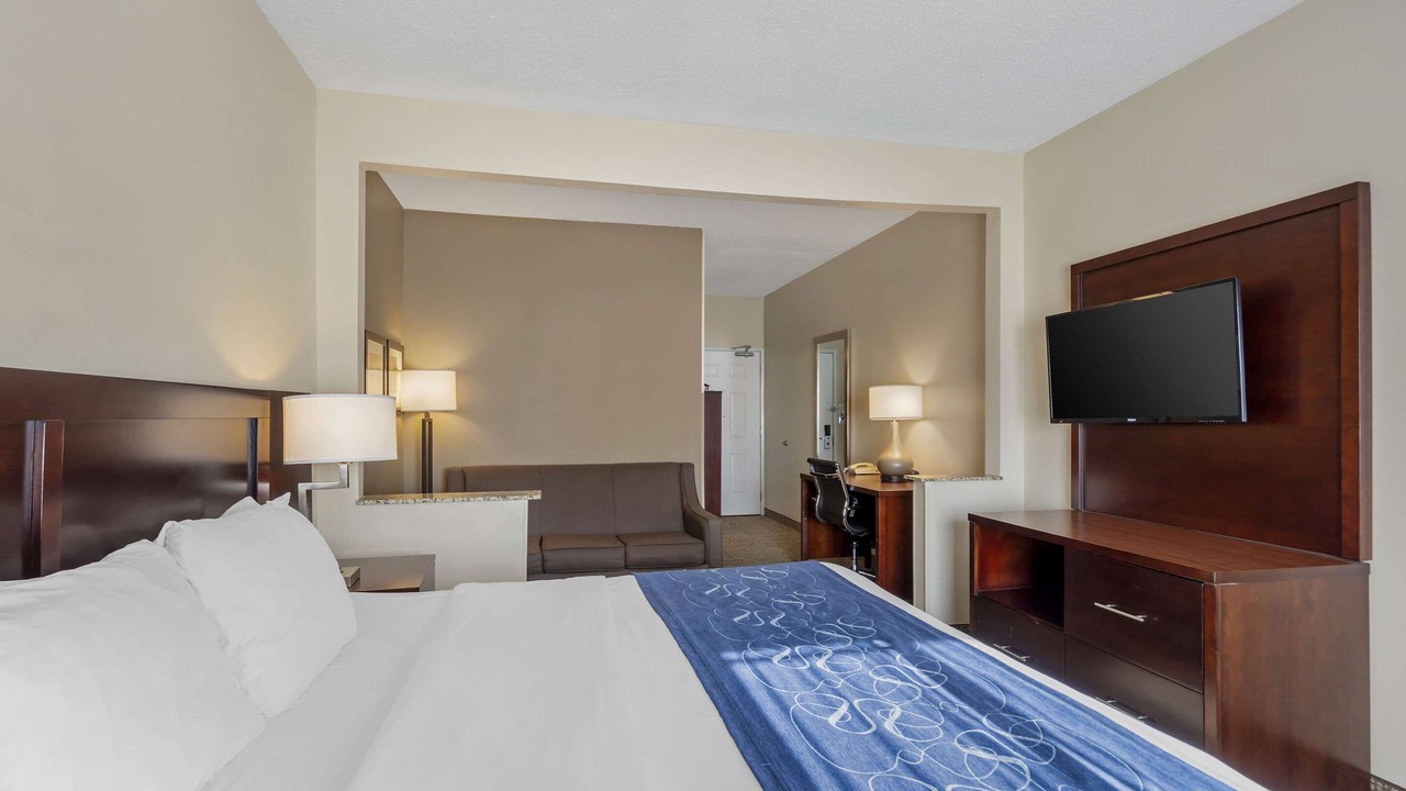 Photo of Bedroom in Normal