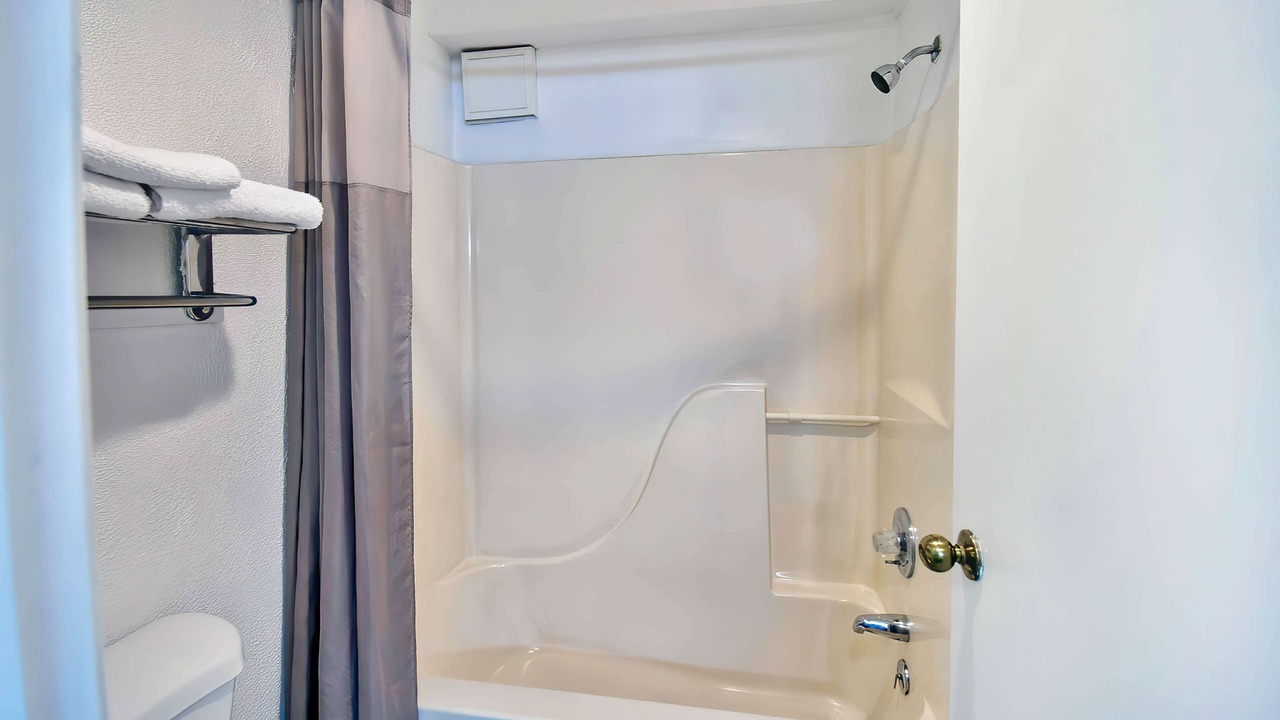 Photo of Bathroom in Grand Rivers