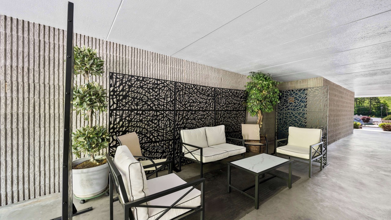 Photo of Others in Woodbine