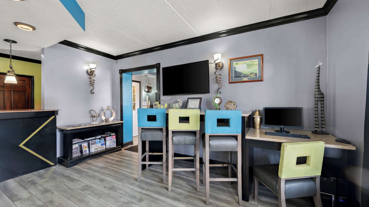 Photo of Others in Woodbine