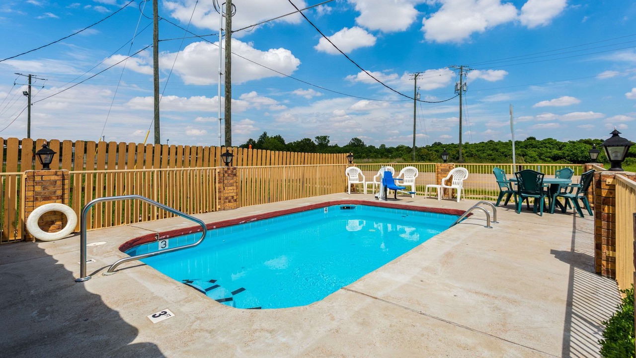 Photo of Outdoor in Brinkley