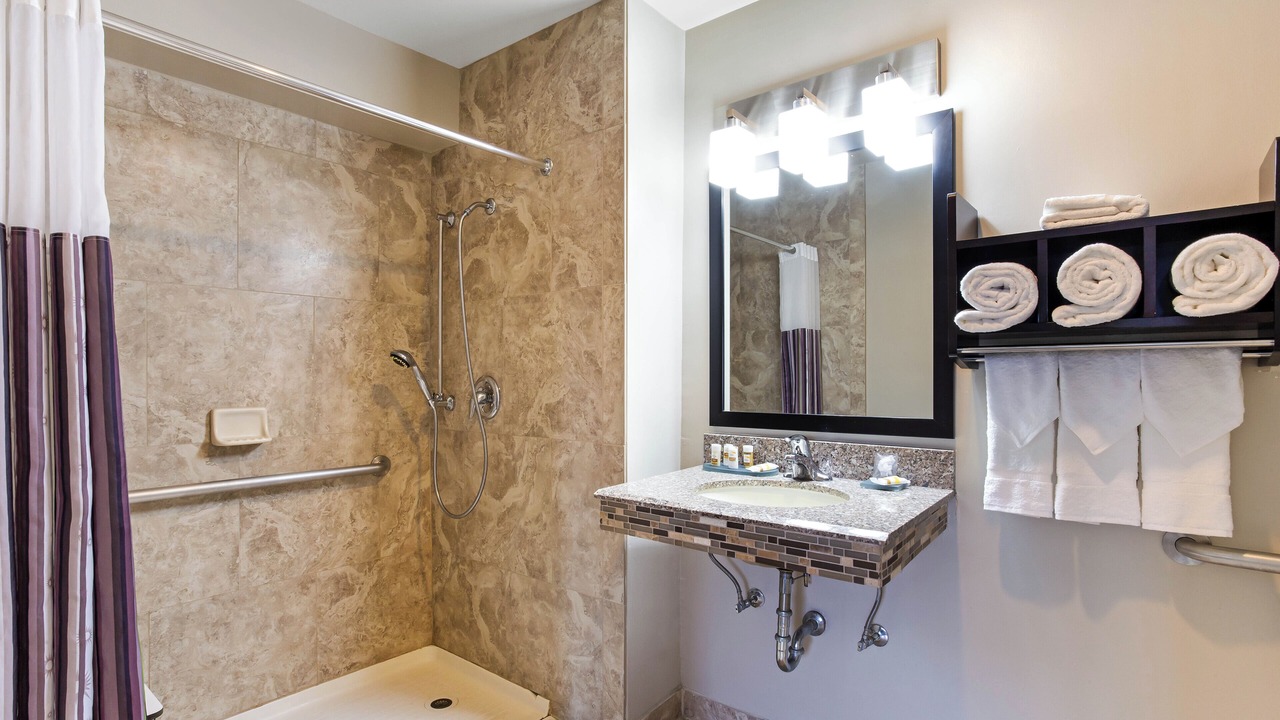 Photo of Bedroom in Hillside