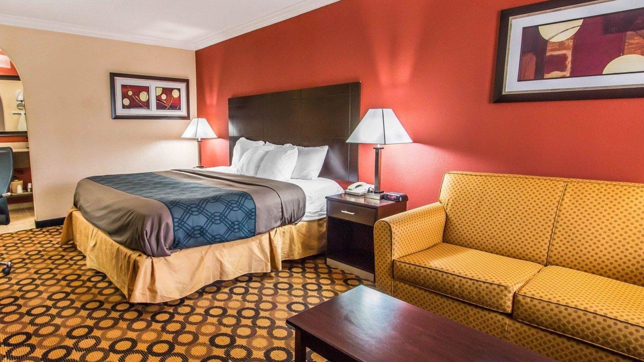 Photo of Livingroom in Richmond Hill