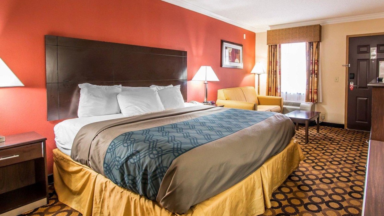 Photo of Bedroom in Richmond Hill