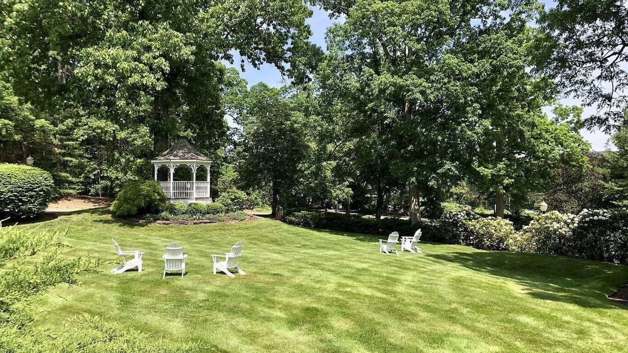 Photo of Outdoor in Simsbury Center