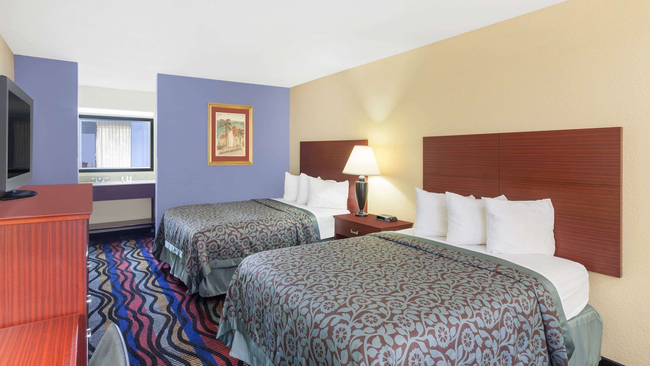 Photo of Bedroom in Uvalde
