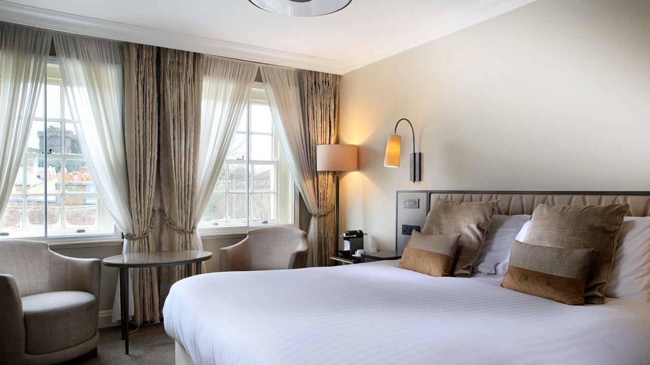 Photo of Bedroom in Windsor City Centre