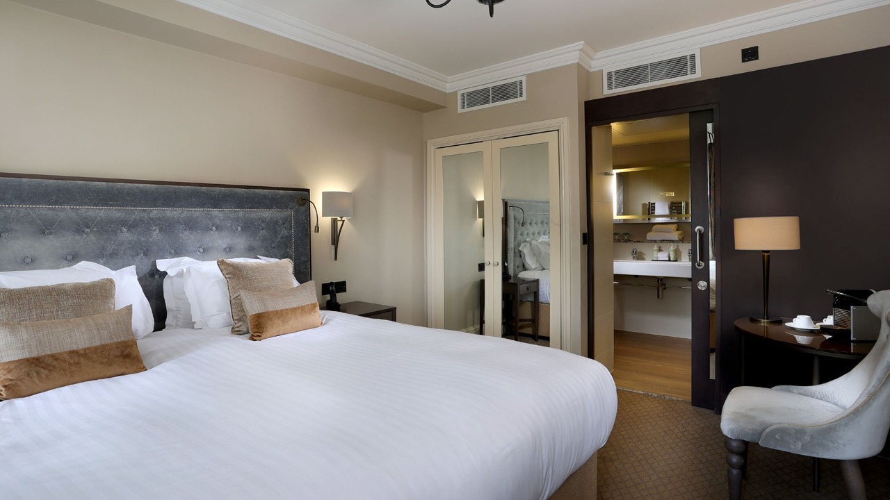 Photo of Bedroom in Windsor City Centre