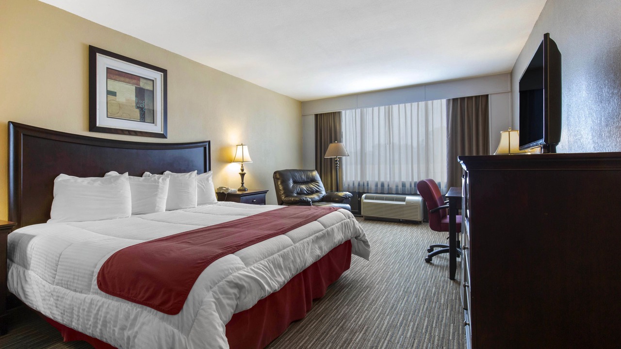 Photo of Bedroom in Pittsburg