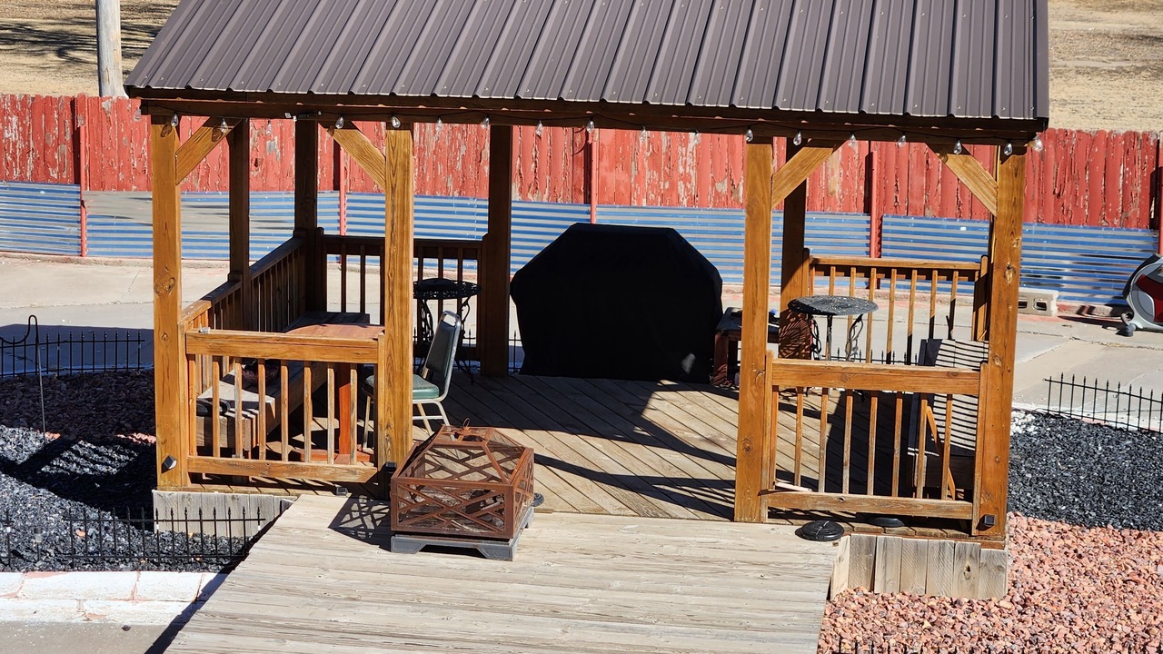 Photo of Outdoor in Oakley