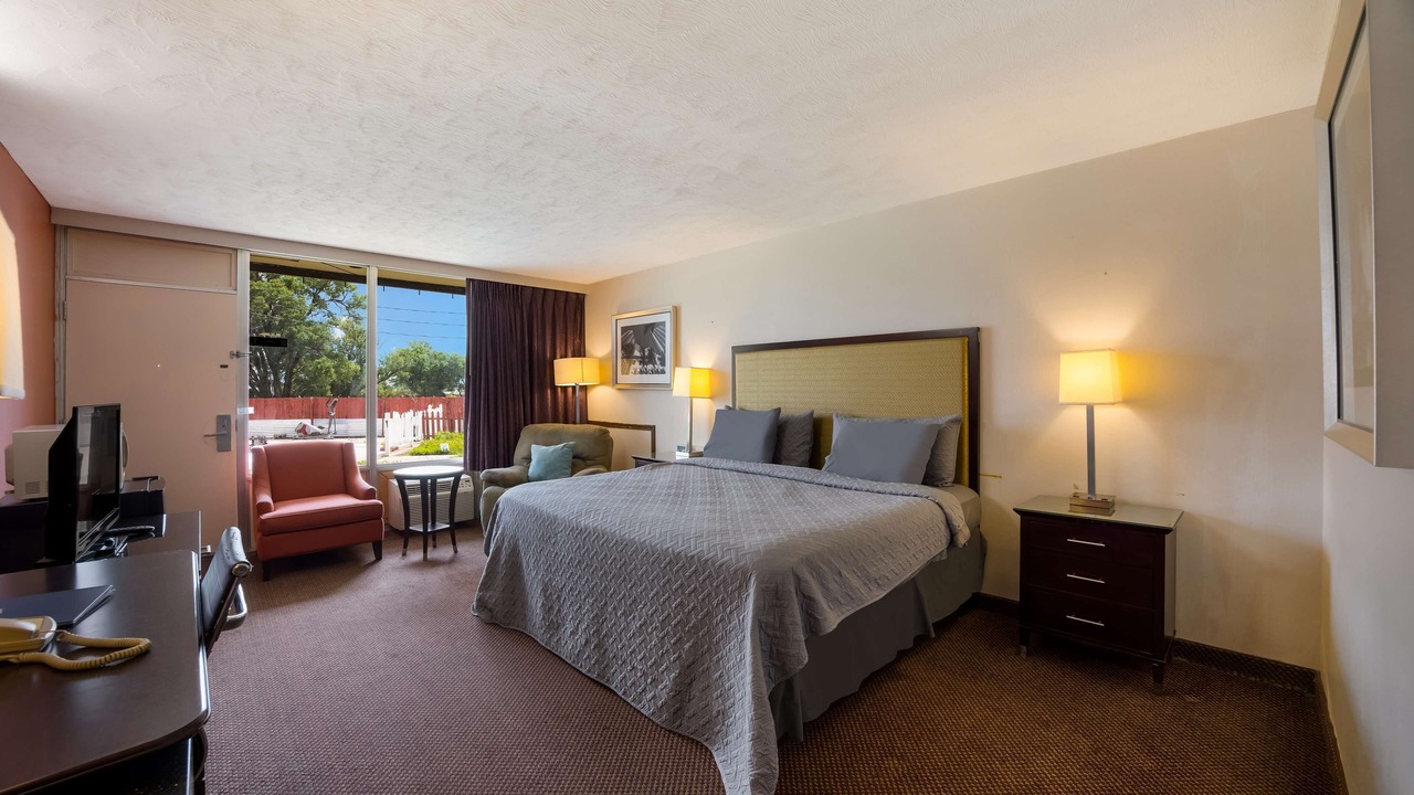 Photo of Bedroom in Oakley