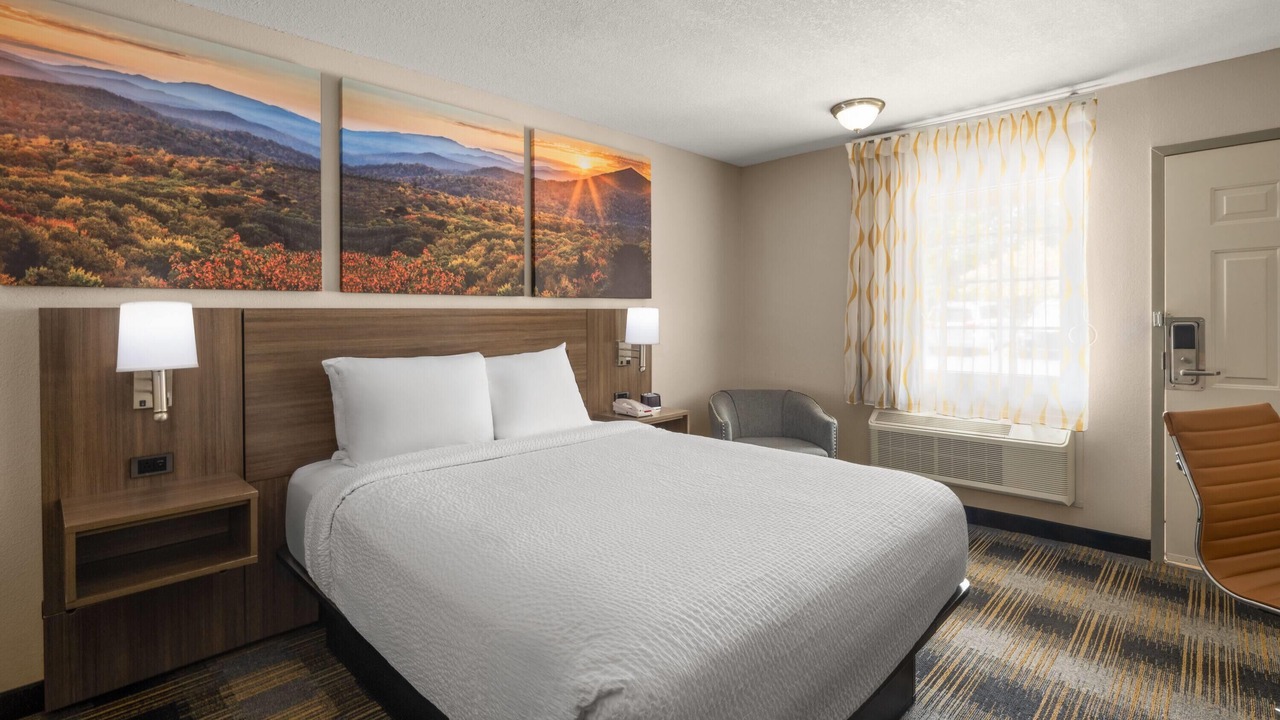 Photo of Bedroom in Canton