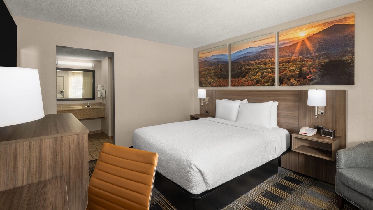 Photo of Bedroom in Canton