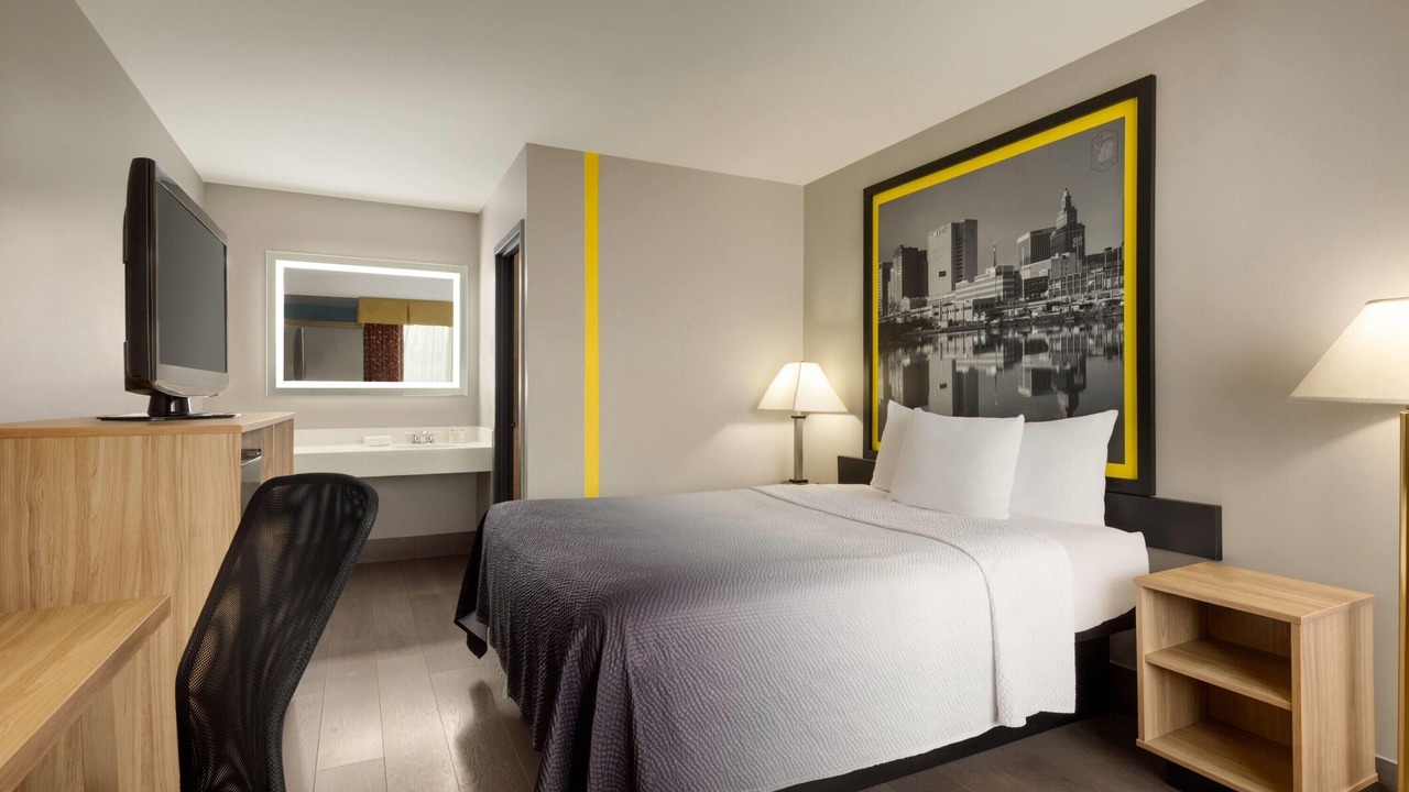 Photo of Bedroom in Carlstadt