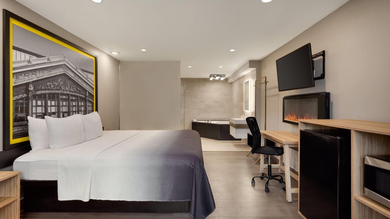 Photo of Others in Carlstadt