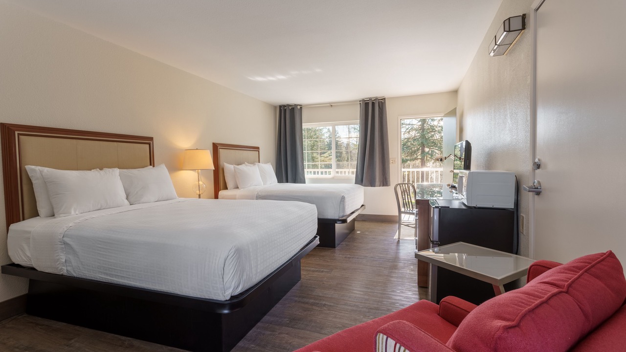 Photo of Bedroom in Roseburg