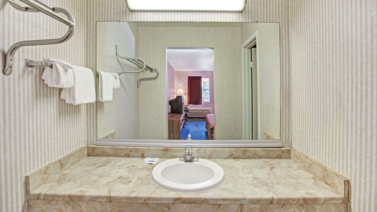 Photo of Bathroom in South Houston