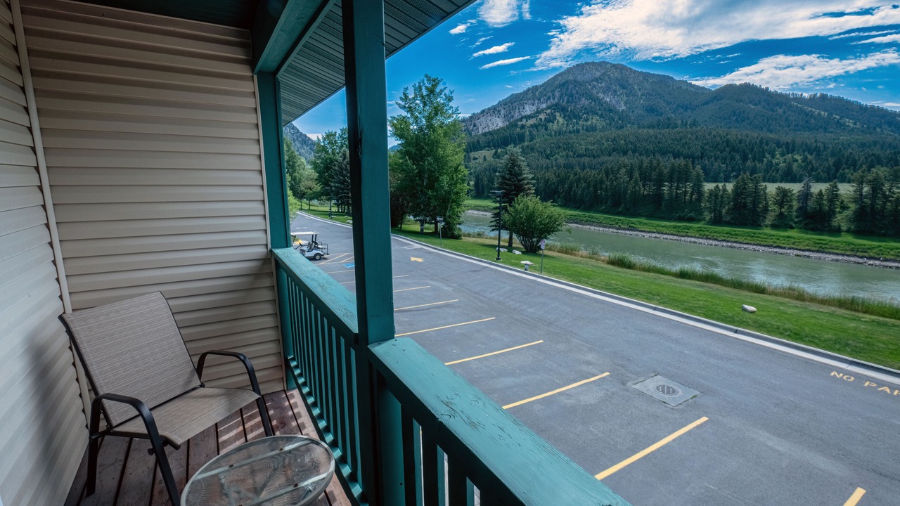 Photo of Patio Balcony in Alpine