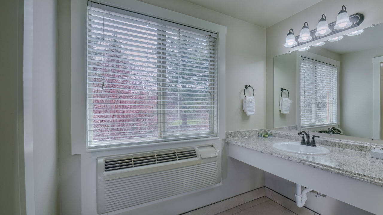 Photo of Bathroom in Alpine