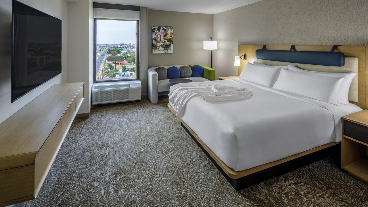 Photo of Bedroom in Western Division