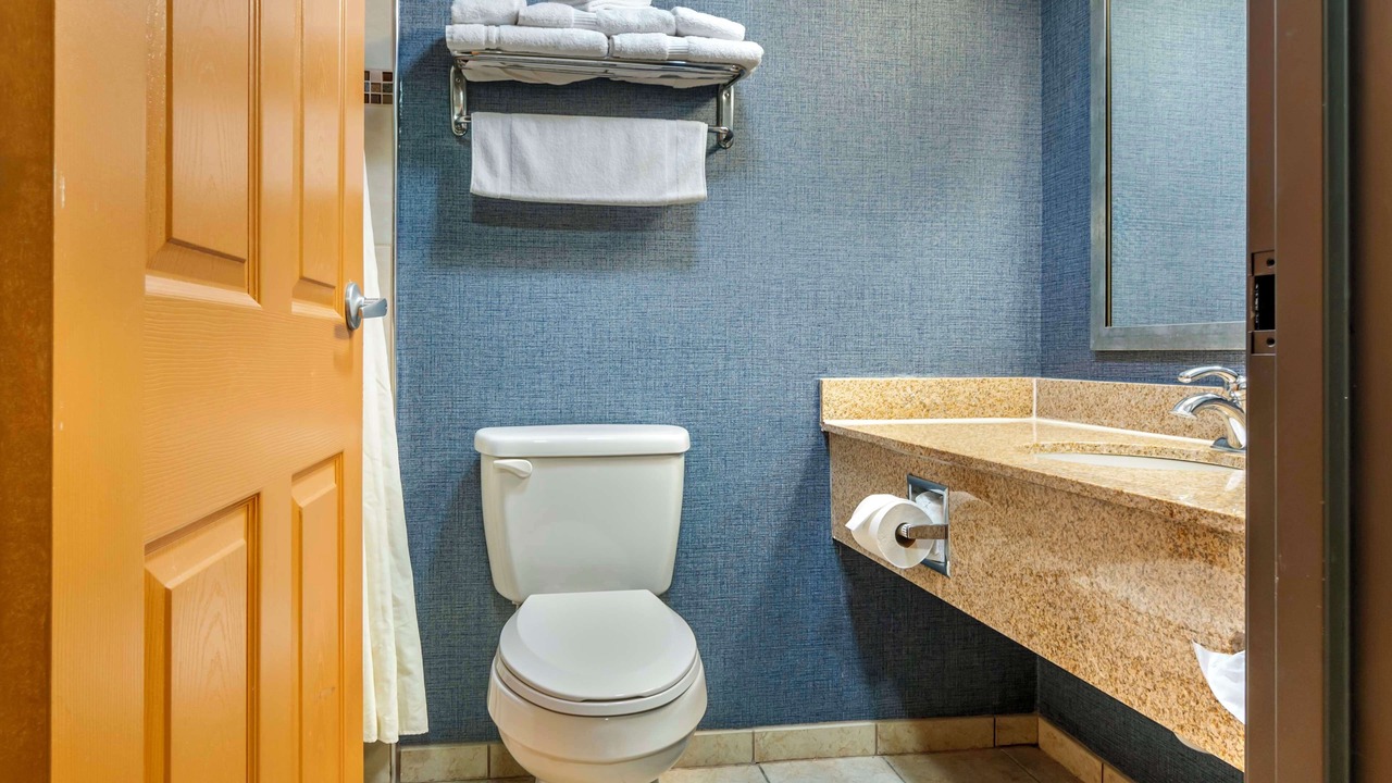 Photo of Others in Hannibal