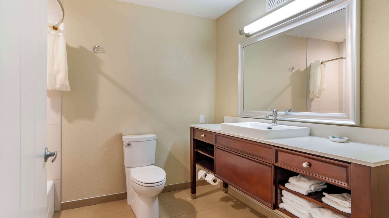 Photo of Others in Hannibal