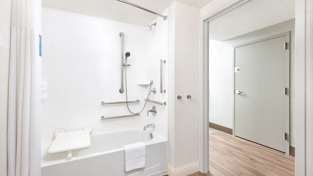 Photo of Bathroom in Islandia
