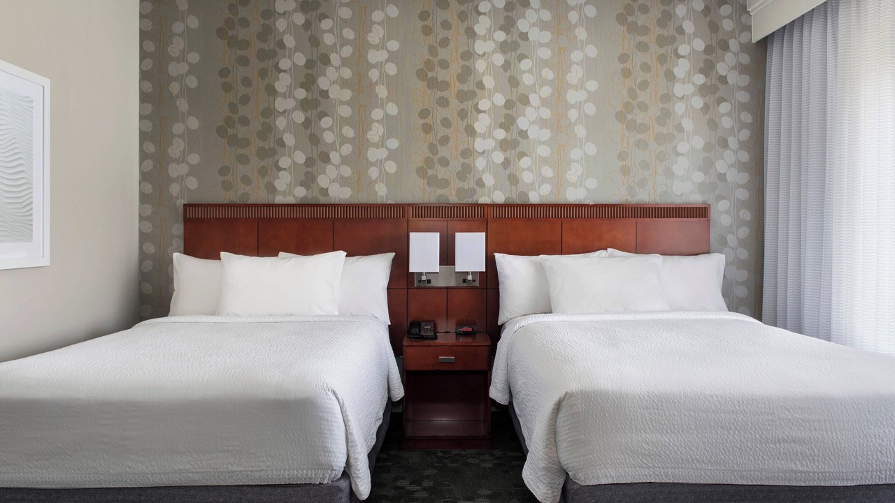 Photo of Bedroom in Red Bank - Tinton Falls