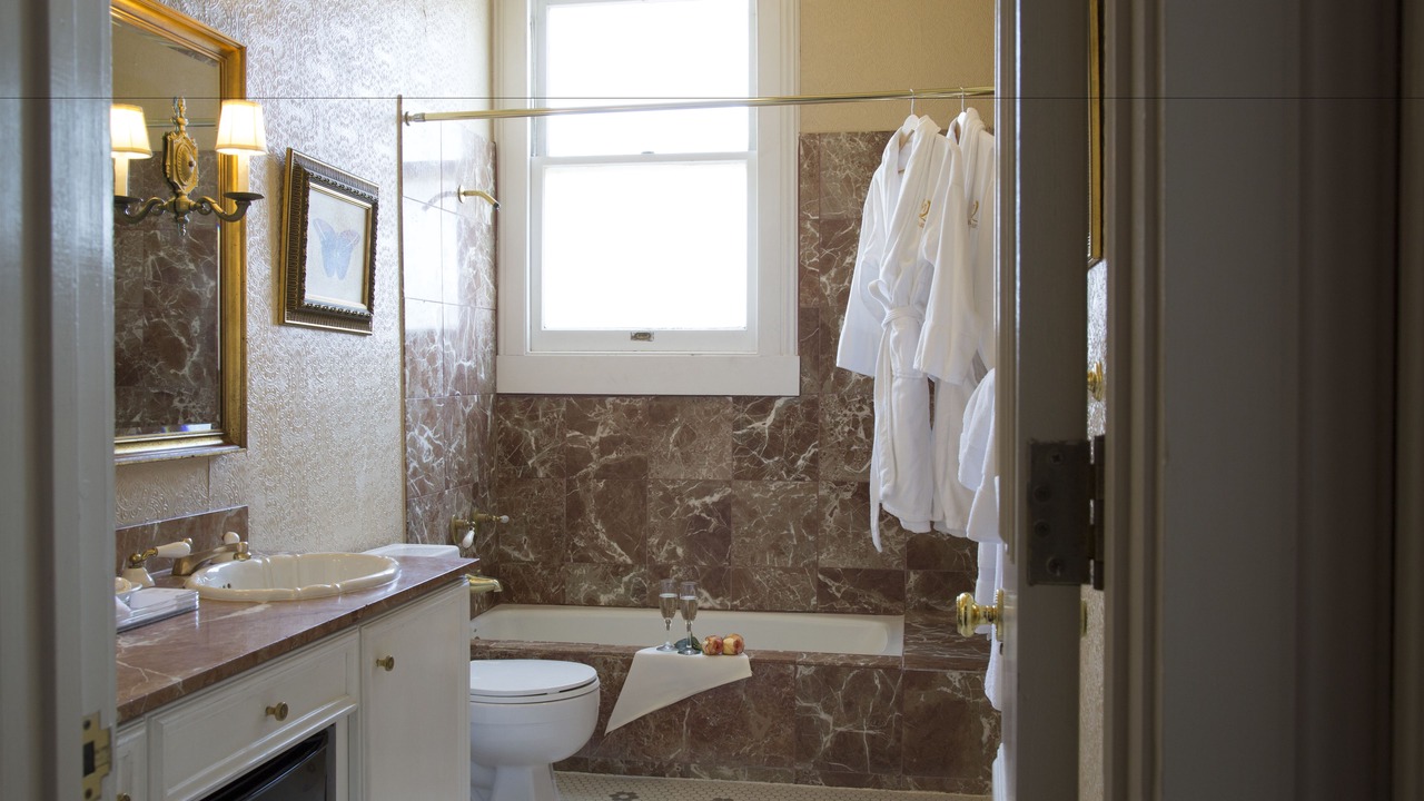 Photo of Others in Lower Pacific Heights