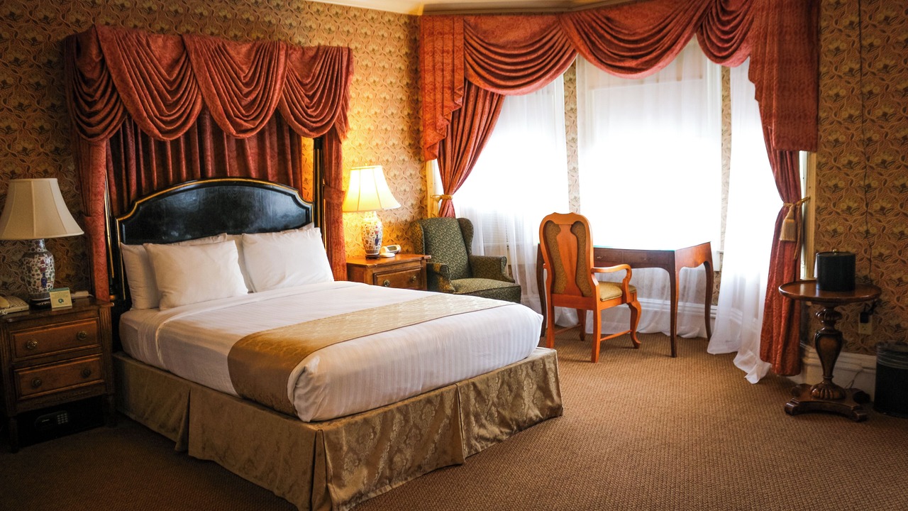 Photo of Bedroom in Lower Pacific Heights