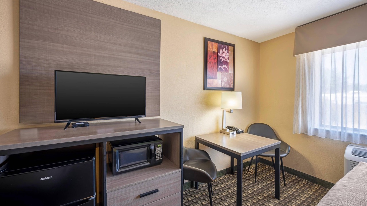 Photo of Bedroom in Los Lunas