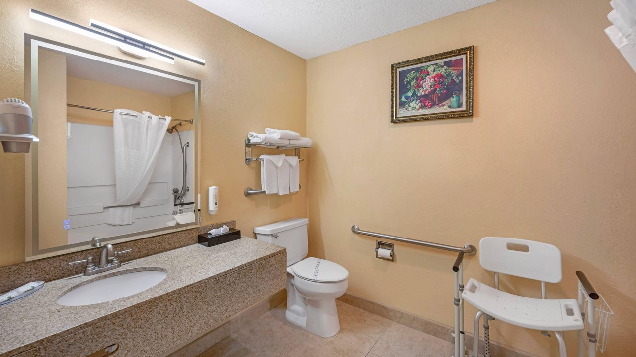 Photo of Bedroom in Los Lunas