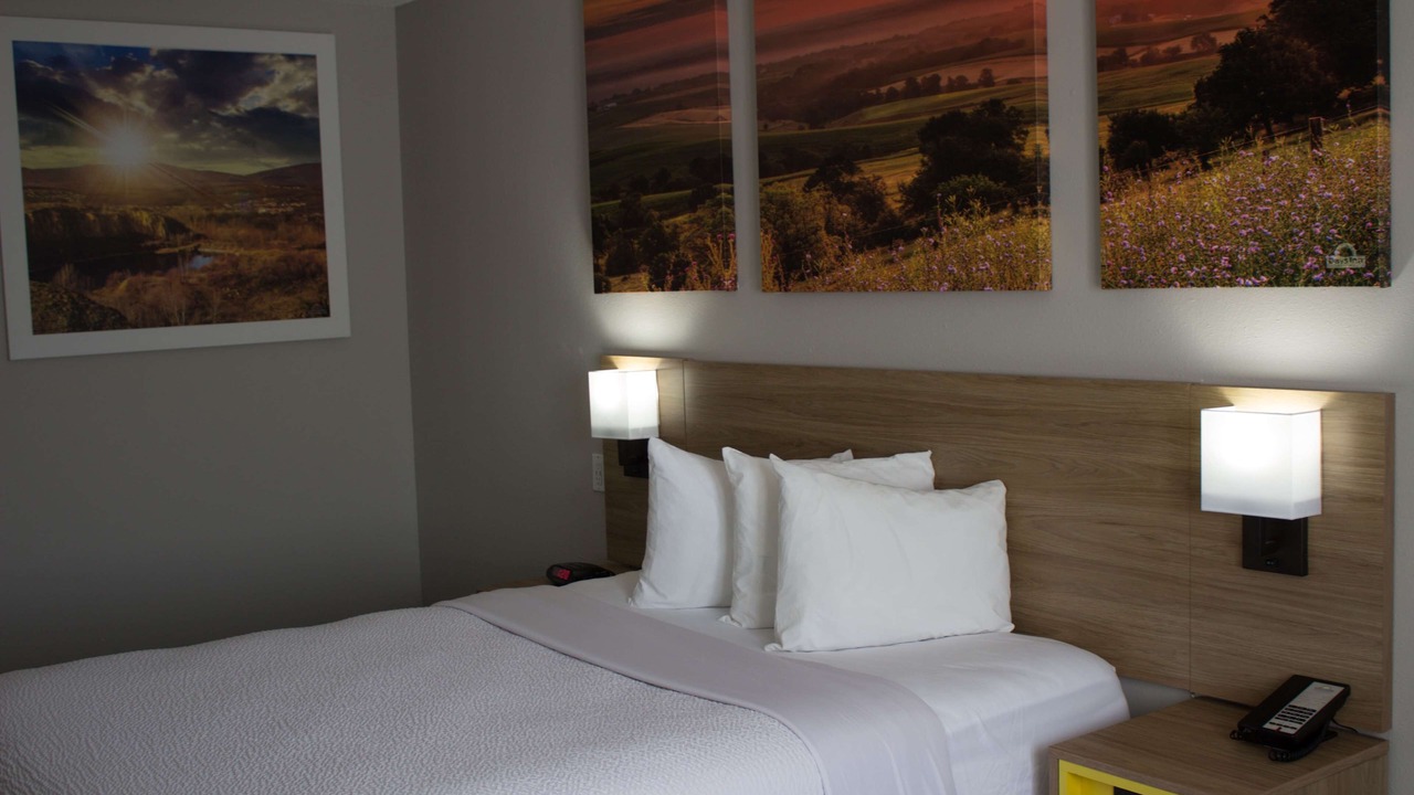Photo of Bedroom in Colby