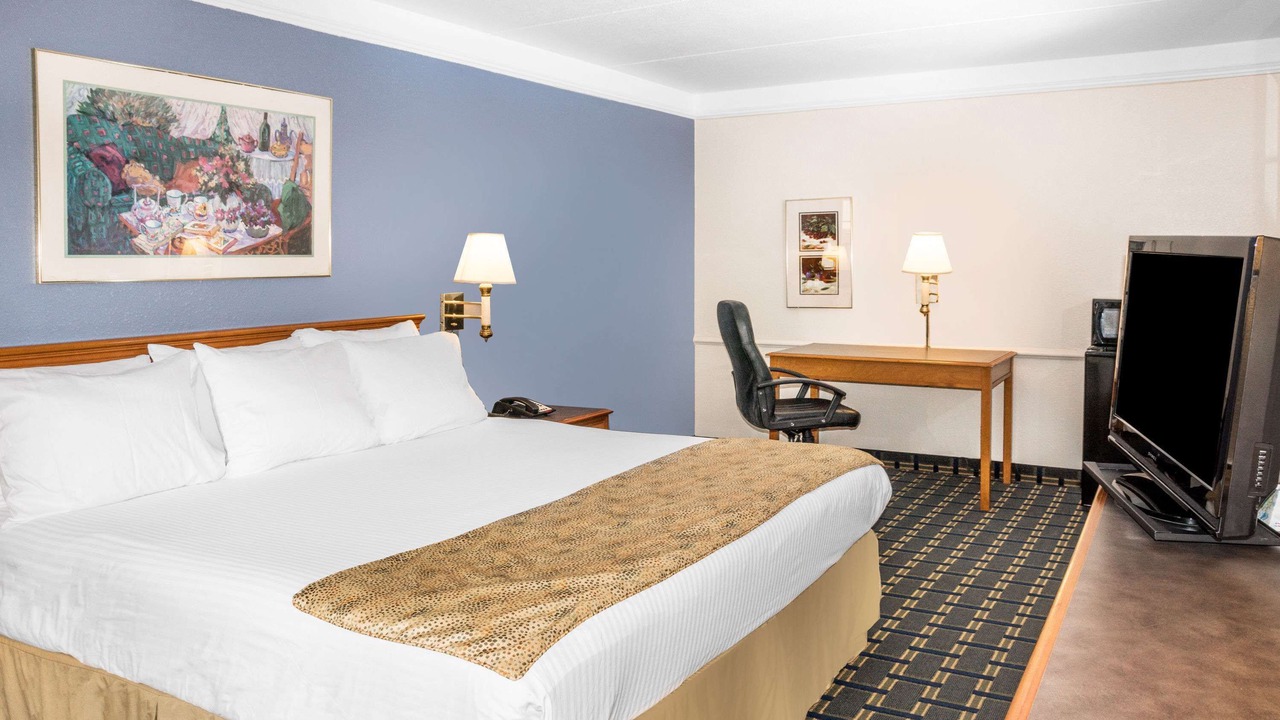 Photo of Bedroom in Brookhollow