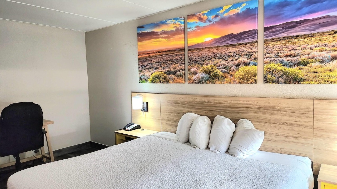 Photo of Bedroom in Brookhollow