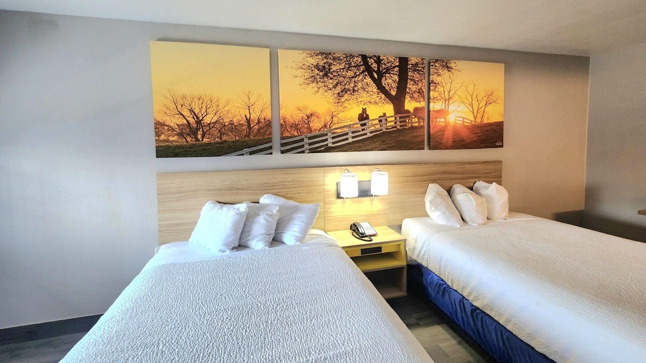 Photo of Bedroom in Brookhollow