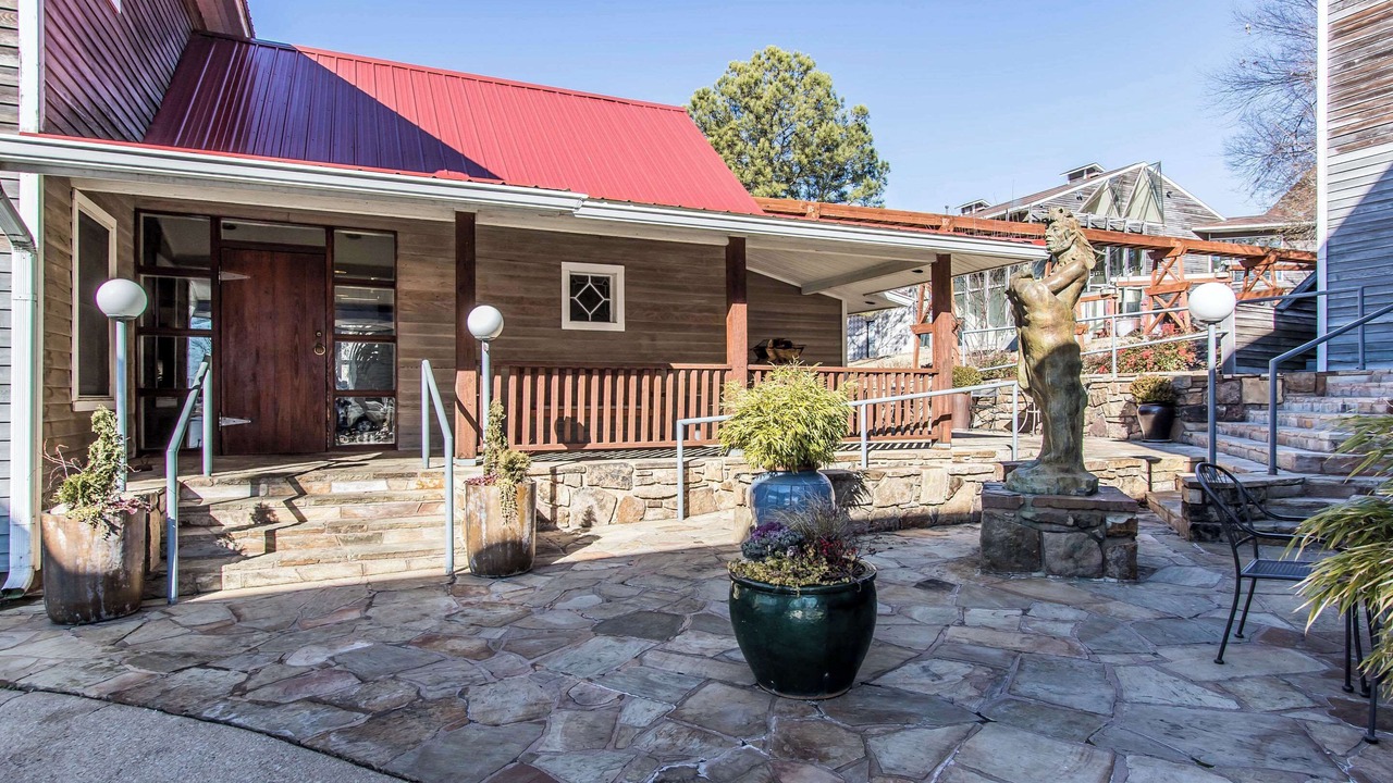 Photo of Outdoor in Johnson