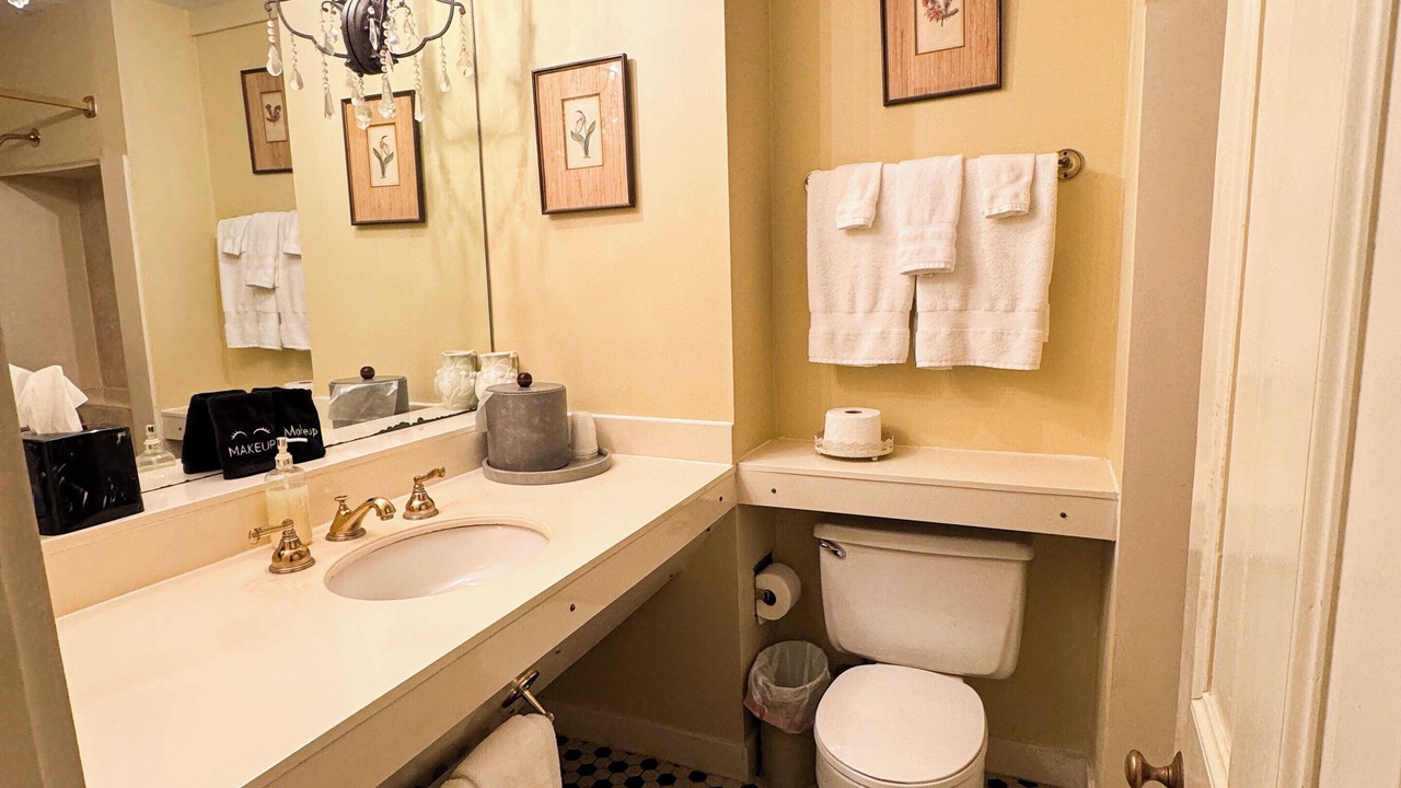 Photo of Bathroom in Natchez