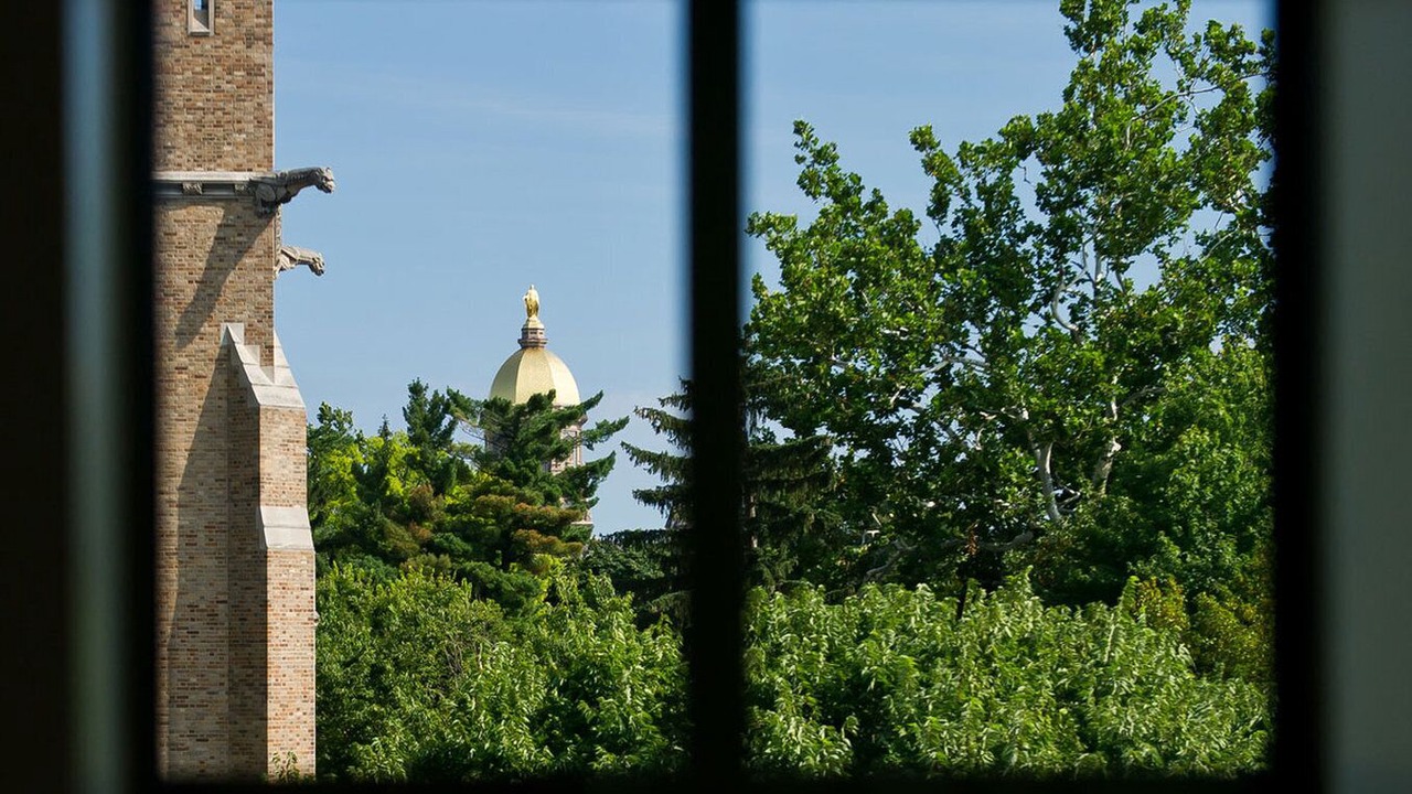 Photo of Bedroom in Notre Dame