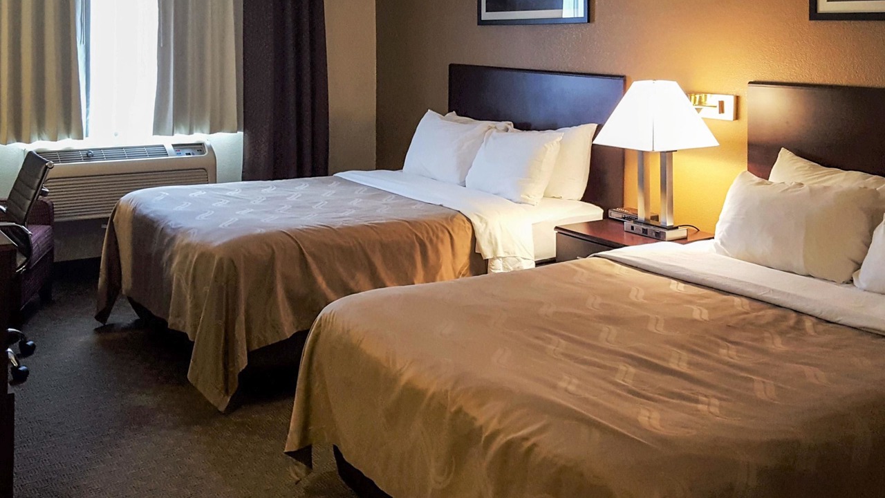 Photo of Bedroom in Ozark