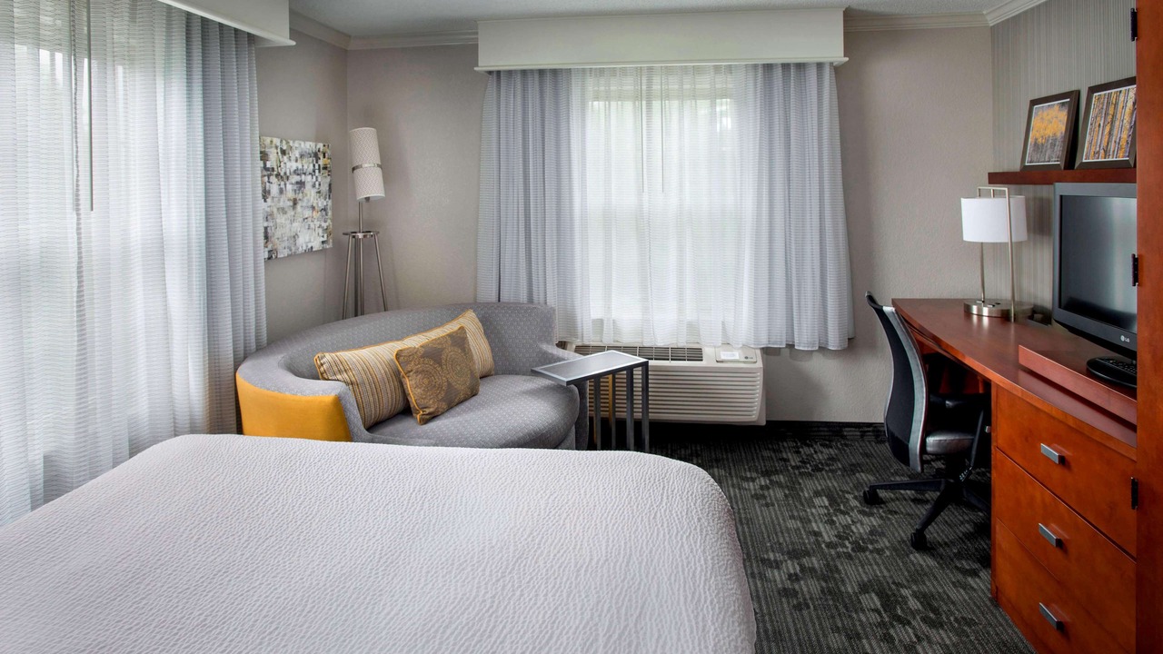 Photo of Bedroom in Tinton Falls