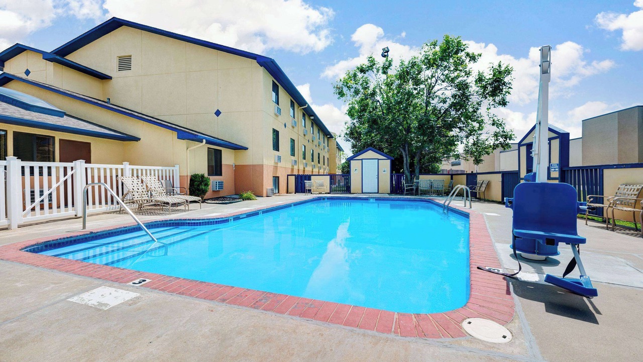 Photo of Outdoor in Hutchinson